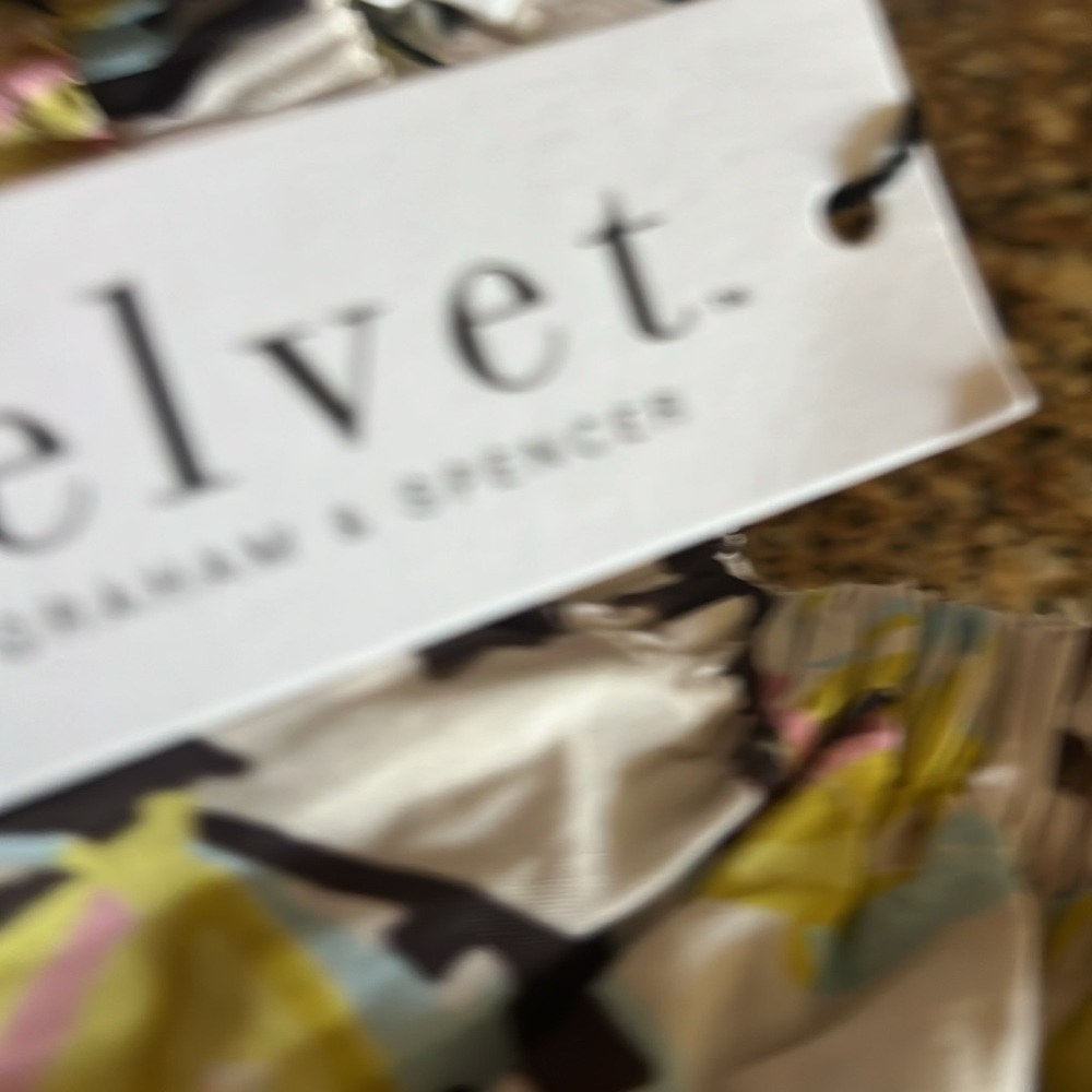 Velvet Multicolor Patterned Top small - Picture 5 of 5
